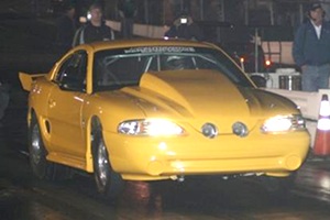 Alex Vrettos first to 7.30's in Drag Radial